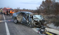 Trafik kazasında bir kişi öldü, iki kişi yaralandı