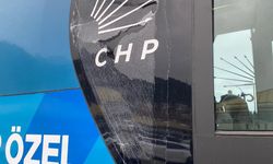 CHP otobüsüne taş attı, valilik açıklama yaptı