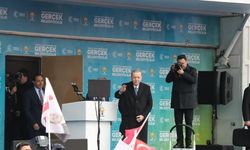 Erdoğan: Biz hizmet yapıyoruz, siyaset cambazlığı peşinde koşmuyoruz