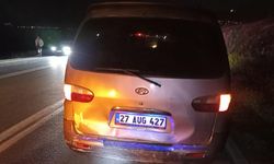 Gaziantep’te, otomobil ile minibüs çarpıştı: 5 yaralı