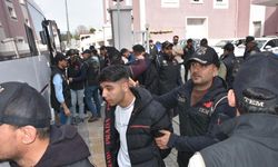 İzmir'deki nevruz etkinliğinde gözaltına alınan 36 şüpheli adliyede