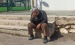 Mercimek yüklü TIR'ın dorsesinden 40 kaçak göçmen çıktı