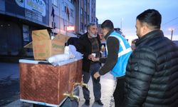 Sultangazi’de iftara yetişemeyenlere çorba dağıtılıyor