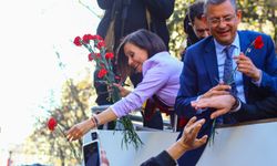 Karabağlar adayı Kınay Lider Özel'i karşıladı