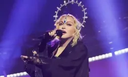 Madonna Tekerlekli Sandalyedeki Hayranına Bağırdı