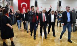 TİP İzmir’de belediye başkan adaylarını tanıttı