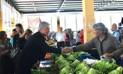 AK Parti Çiğli Adayı Gökçekaya'dan pazar ziyareti