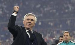 Ancelotti, futbol tarihine geçti