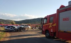 Denizli'de otomobil ile pikabın çarpıştığı kazada 2 kişi öldü