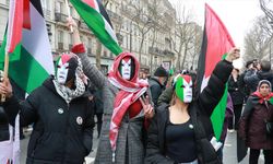 Fransa'da 'Filistinlilerle dayanışma ifadeleri' kısıtlanıyor