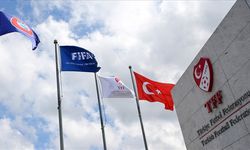 Süper Lig kulüpleri TFF'nin seçime gitmesi için noter onaylı imza toplamaya başladı