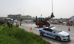 KOCAELİ TEM Otoyolu'nda zincirleme kaza; İstanbul yönü trafiğe kapandı
