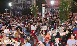 Kumluca'da 10 bin kişi iftarda buluştu