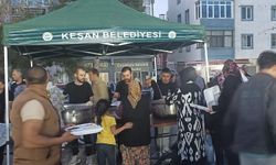 Keşan Belediyesi’nin iftarına yoğun ilgi