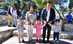 Başkan Tugay'dan Karaburun ve Seferihisar'a bayram ziyareti