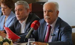 Doğu Perinçek 'Milli Devlet Bildirgesi'ni İzmir'de açıkladı