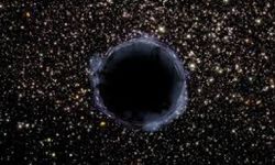 Uzayın en büyük gizemlerinden: Kara deliklere düşersek ne olur?