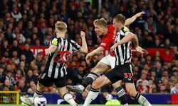 Manchester United'dan Newcastle'a ağır darbe