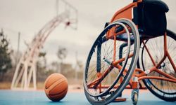 Engelli Sporcuların Tekerlekli Sandalyelerinde Neden Eğimli Tekerlekler Kullanılır?