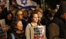 İsrail halkı esir takası ve Netanyahu'nun istifası talebiyle yine sokaklarda