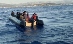 İzmir açıklarında 73 kaçak göçmen kurtarıldı