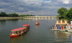 Meriç Nehri'nde kayıklarla turistik gezi başladı