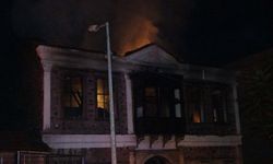 Basmane'deki tarihi binada yangın