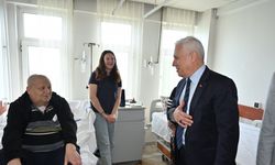 Büyükşehir Belediye Başkanı Bozbey,  Bursa Ali Osman Sönmez Onkoloji Hastanesi'ni ziyaret etti