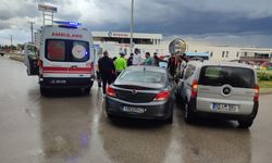 Edirne'de araçlar çarpıştı: 3 yaralı
