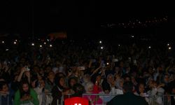 Malatya'da depremzedeler için konser düzenlendi