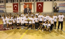 Kaymakamlık Kupası’nda kazanan Efes Selçuk Belediyesi oldu