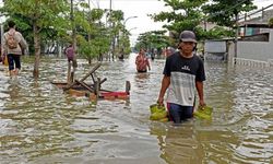 Endonezya'da korkunç sel!  34 ölü, 16 kişi kayıp