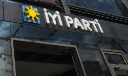 İYİ Parti İzmir'de 5 ilçede istifa depremi!