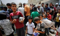 Borrell: Gazze’deki yardım operasyonları çökme riskiyle karşı karşıya