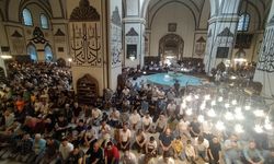 Bursa'da Ulu Cami, bayram namazında doldu