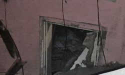 Metruk evin tavanı çöktü
