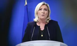 Fransa'da sağ güçlerini birleştirecek