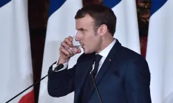Macron'dan flaş istifa açıklaması!