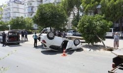 Aydın'da devrilen otomobildeki 2 kişi yaralandı
