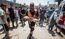 İsrail'in Gazze'deki son saldırılarında biri çocuk, en az 13 Filistinli öldü