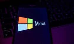 Microsoft'un geliri ve karı, üç aylık dönemde arttı