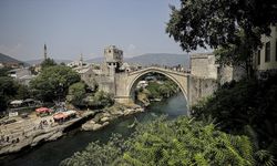 Mostar Köprüsü, savaş yıkımına inat ayakta