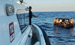 Yunanistan unsurlarınca geri itilen 25 göçmen, Marmaris açıklarında kurtarıldı