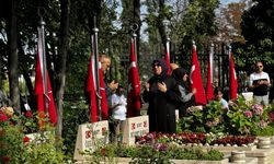 Ankara'da 15 Temmuz şehitleri için şehitlikte tören