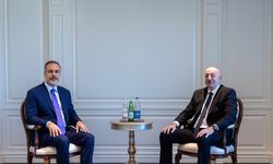 Bakan Fidan, Azerbaycan Cumhurbaşkanı Aliyev ile bir araya geldi