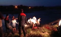 Diyarbakır'da baraj sularının yükselmesiyle mahsur kalan 11 kişi kurtarıldı