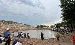 Gaziantep'te gölette boğulan 2'si kardeş 3 kişi toprağa verildi