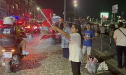 İzmir'de milli maçın ardından coşkulu kutlama