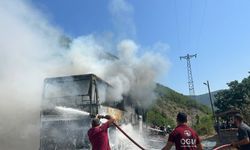 Kastamonu'da yolcu otobüsü yandı