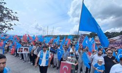 Sarıyer'de Urumçi katliamı protestosu